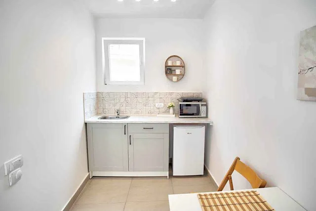 Duplex Einzimmerwohnung in Baosici – 20m vom Meer Entfernt mit Terrassen — photo 5
